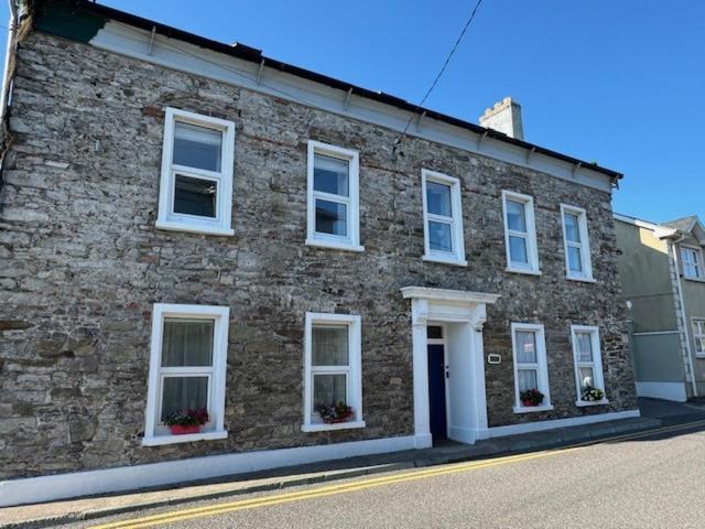 Abbey View House Hotel Youghal Exterior photo